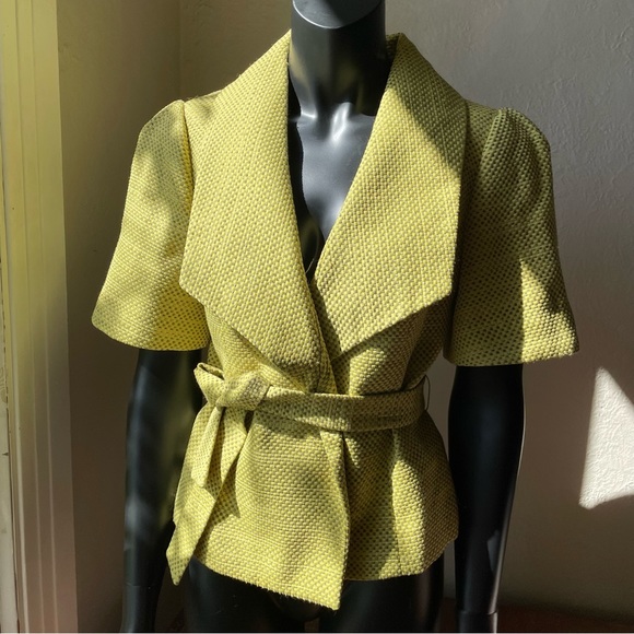 The Limited yellow short sleeve jacket size small - Picture 1 of 14